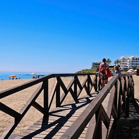 Lovely Sea Views Apartment On La Costa Del Sol El Faro Kültér fotó