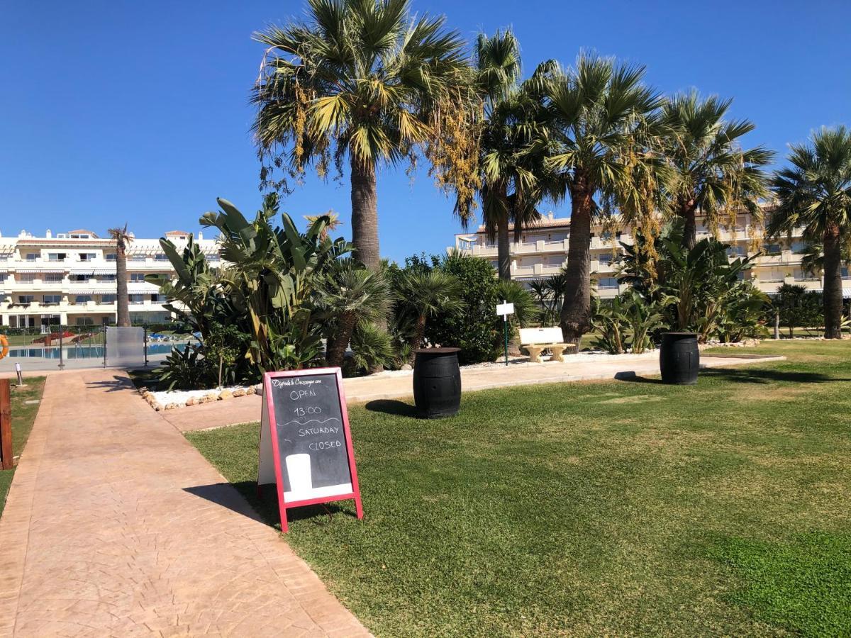 Lovely Sea Views Apartment On La Costa Del Sol El Faro Kültér fotó