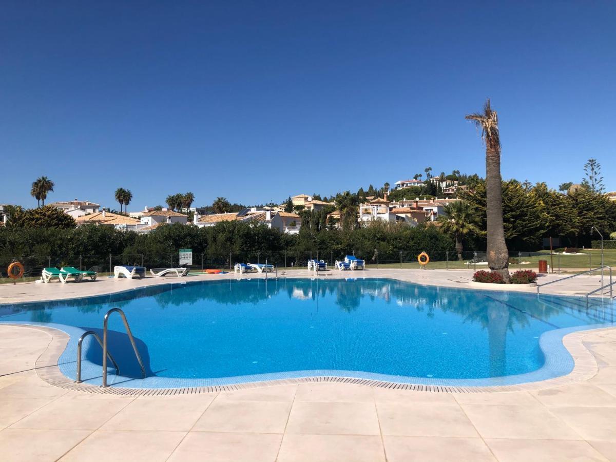 Lovely Sea Views Apartment On La Costa Del Sol El Faro Kültér fotó