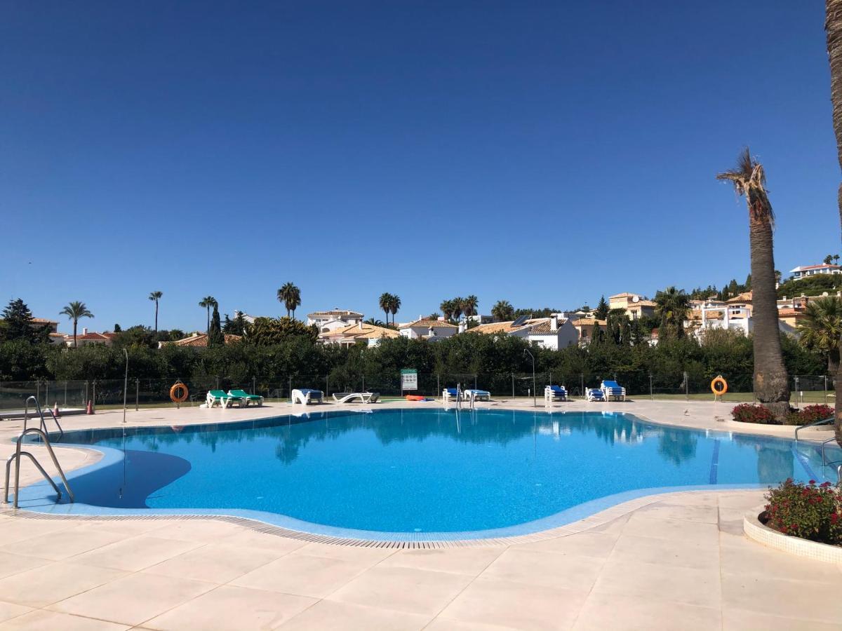 Lovely Sea Views Apartment On La Costa Del Sol El Faro Kültér fotó