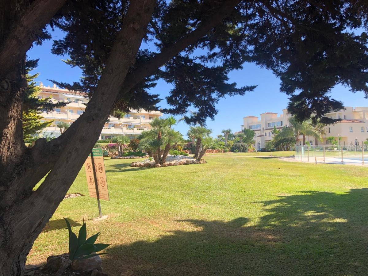 Lovely Sea Views Apartment On La Costa Del Sol El Faro Kültér fotó